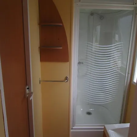 Camping Escapades Ensoleillees Climatisation Television 3*