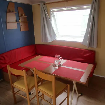 Escapades Ensoleillees Climatisation Television Camping Sigean