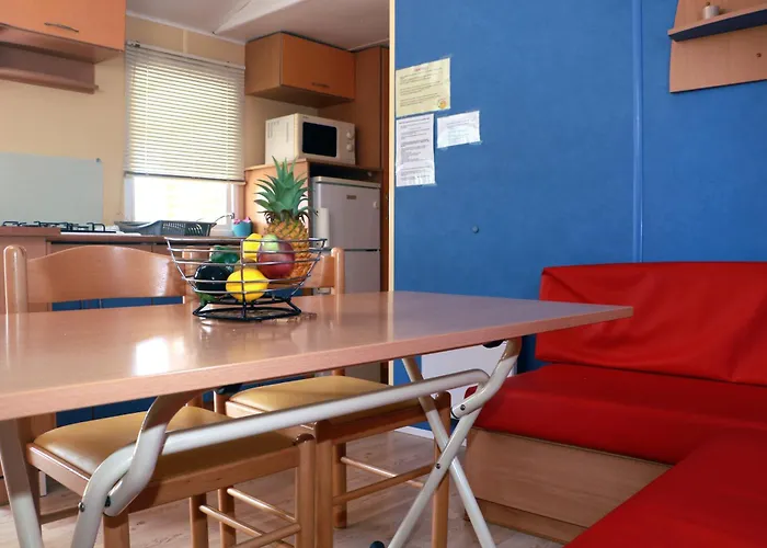 Escapades Ensoleillees Climatisation Television