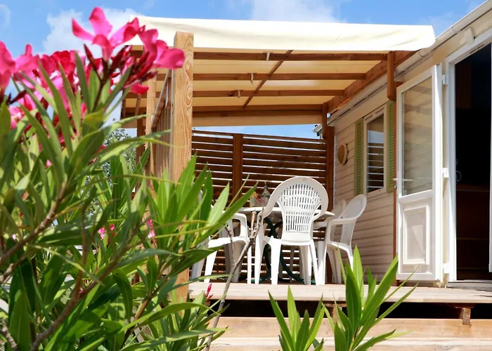 Escapades Ensoleillees Climatisation Television 3*