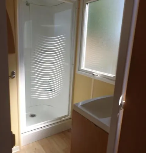 Escapades Ensoleillees Climatisation Television 3*