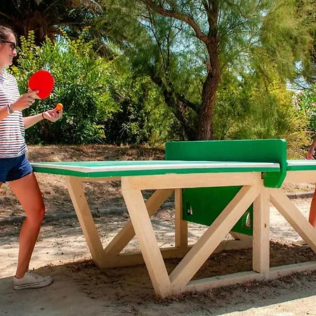 Escapades Ensoleillees Climatisation Television Campsite 3*